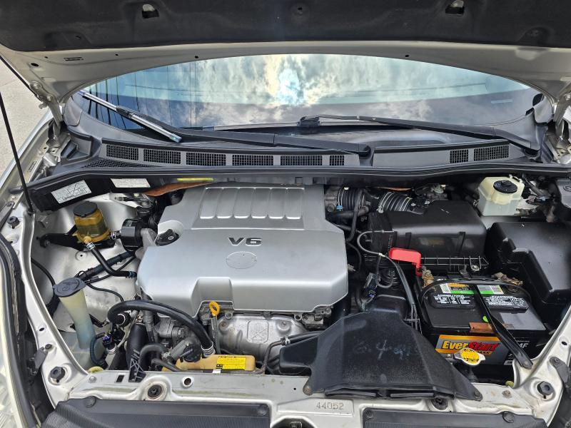 Toyota Sienna CE FWD 7 Passenger 2010