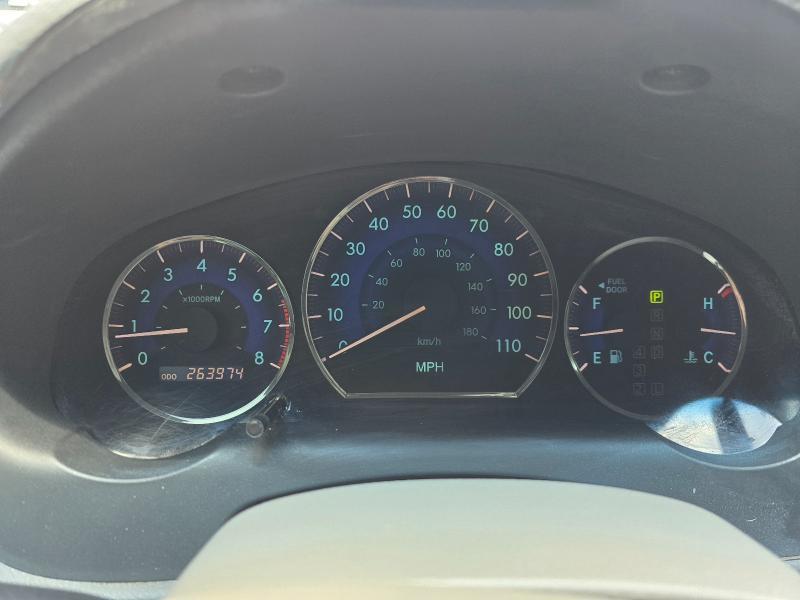Toyota Sienna CE FWD 7 Passenger 2010
