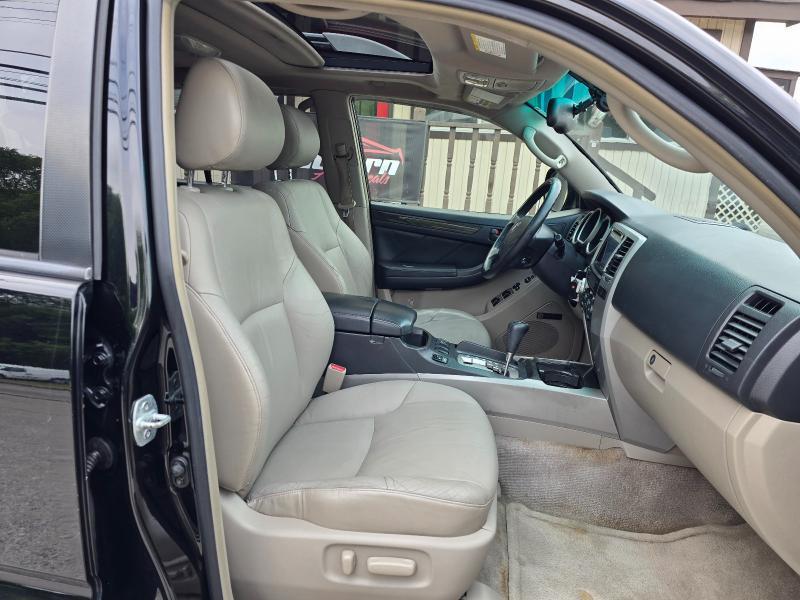 Toyota 4Runner Limited 4WD 2004