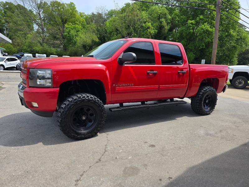 Chevrolet Silverado 1500 LT1 Crew Cab 2WD 2009