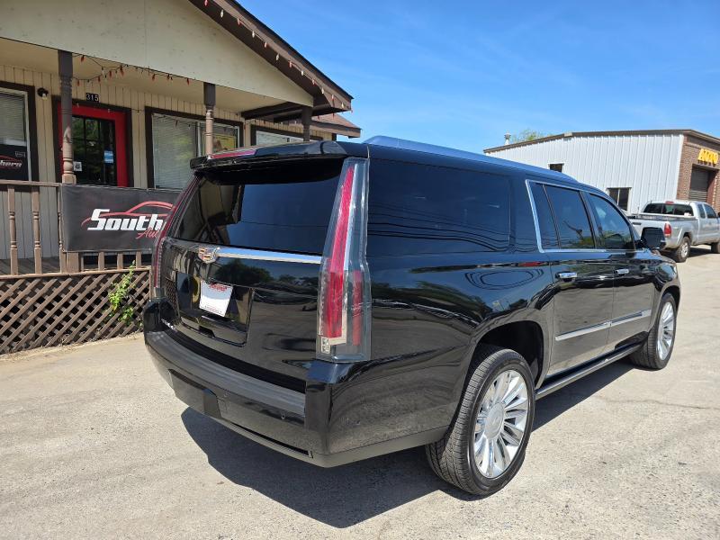 Cadillac Escalade ESV Platinum 4WD 2019
