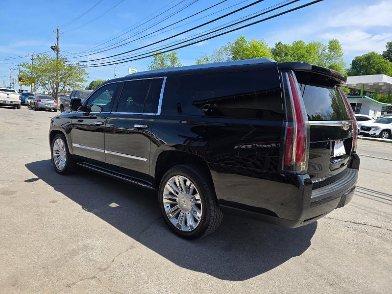 Cadillac Escalade ESV Platinum 4WD 2019