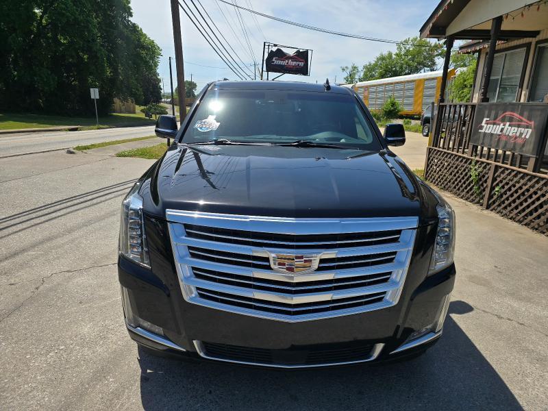 Cadillac Escalade ESV Platinum 4WD 2019