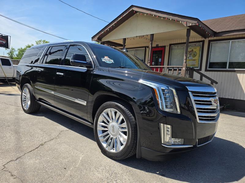 Cadillac Escalade ESV Platinum 4WD 2019