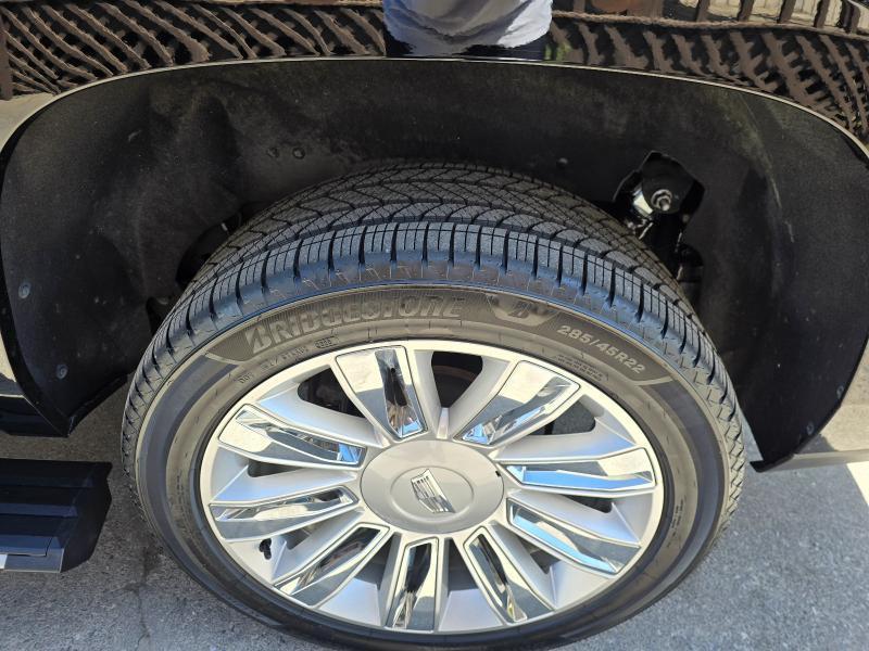 Cadillac Escalade ESV Platinum 4WD 2019