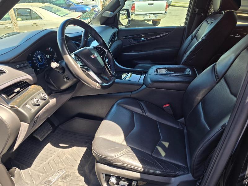 Cadillac Escalade ESV Platinum 4WD 2019