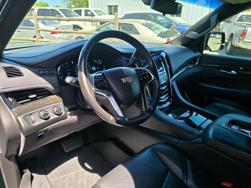 Cadillac Escalade ESV Platinum 4WD 2019