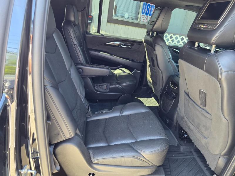 Cadillac Escalade ESV Platinum 4WD 2019
