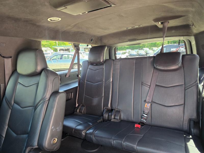 Cadillac Escalade ESV Platinum 4WD 2019