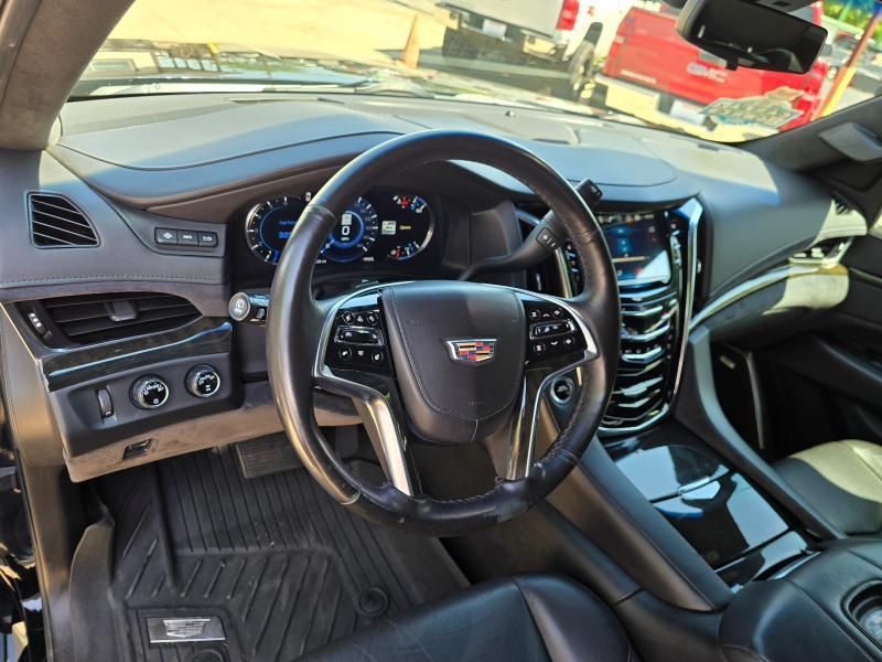 Cadillac Escalade ESV Platinum 4WD 2019