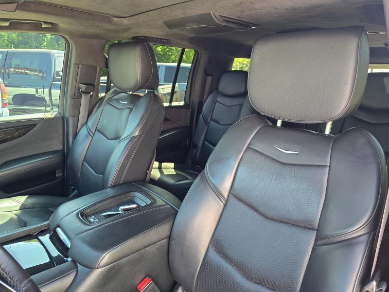 Cadillac Escalade ESV Platinum 4WD 2019