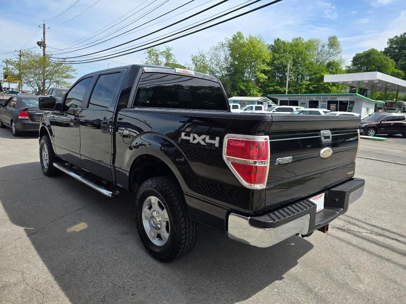 Ford F-150 XL SuperCrew 5.5-ft. Bed 4WD 2012