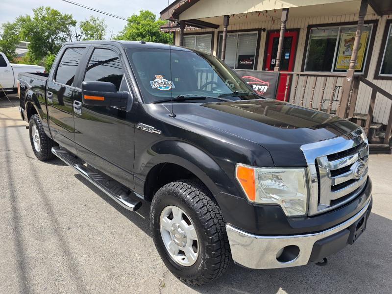 Ford F-150 XL SuperCrew 5.5-ft. Bed 4WD 2012