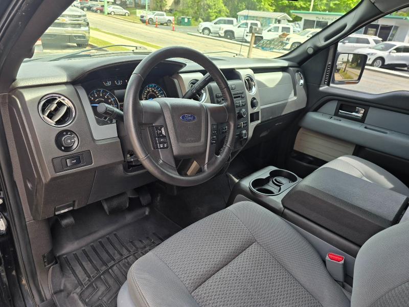 Ford F-150 XL SuperCrew 5.5-ft. Bed 4WD 2012
