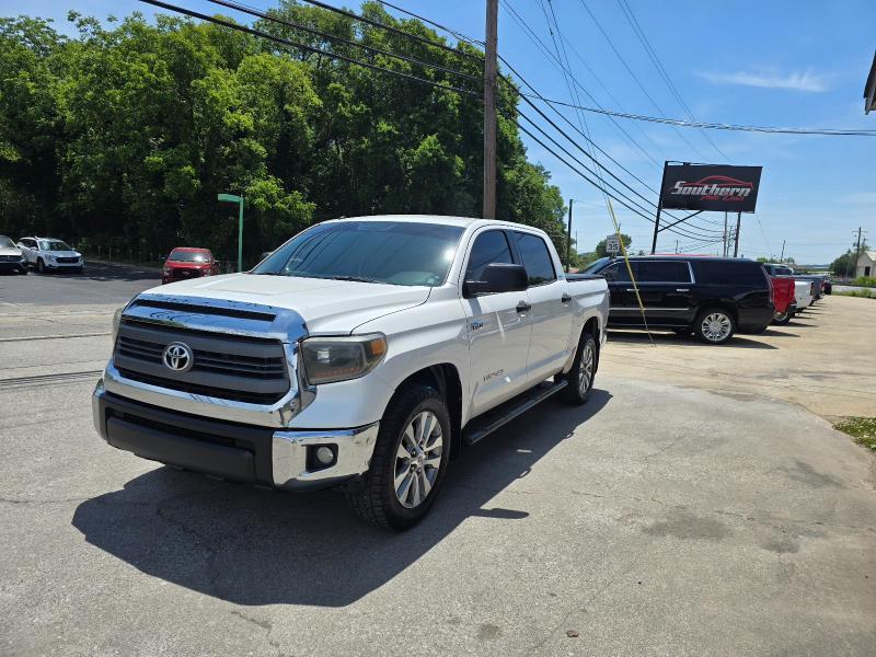 Toyota Tundra SR5 5.7L V8 CrewMax 2WD 2014