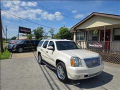 2011 GMC Yukon Denali 