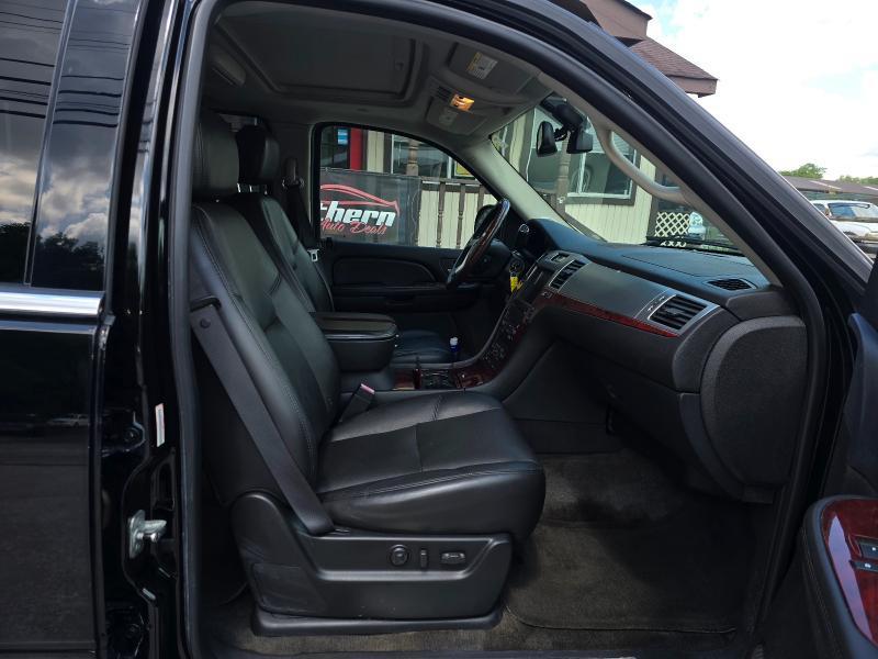 Cadillac Escalade 2WD 2007