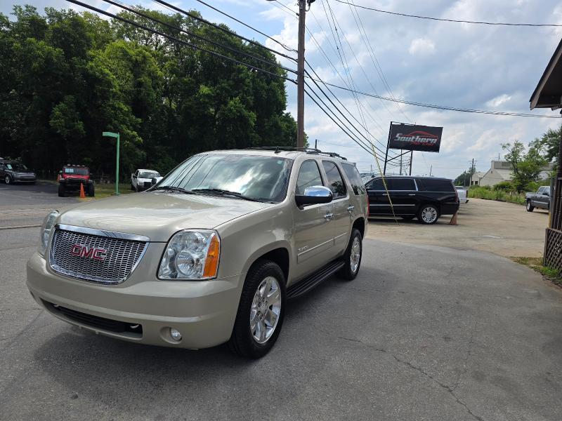 2013 GMC Yukon SLT 2WD
