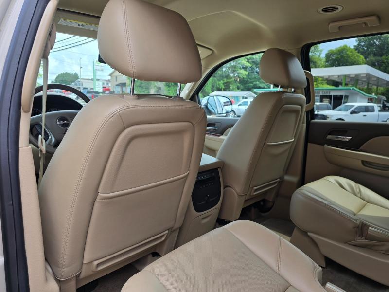GMC Yukon SLT 2WD 2013