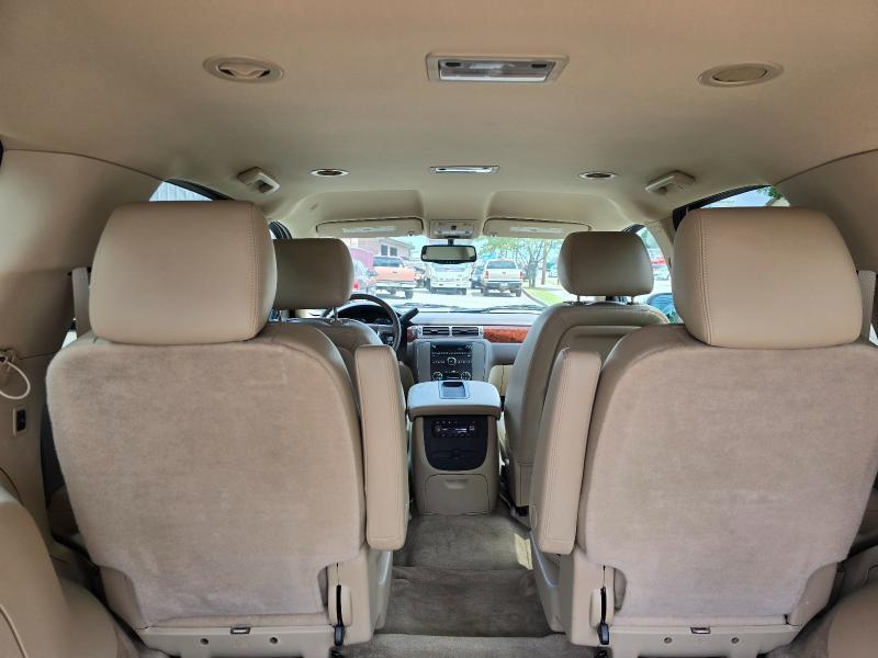 GMC Yukon SLT 2WD 2013