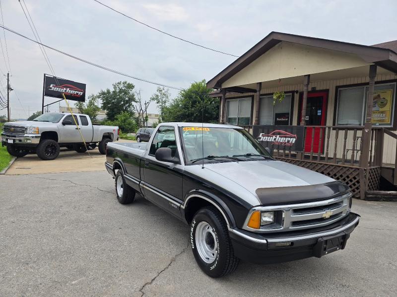 1994 Chevrolet S10 Pickup Reg. Cab Short Bed 2WD