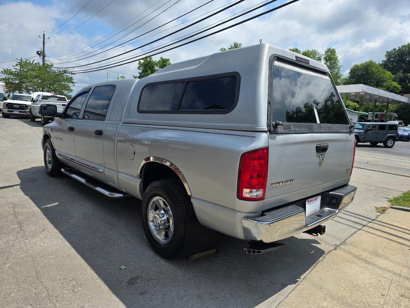 Dodge Ram 2500 Laramie Mega Cab 2WD 2006