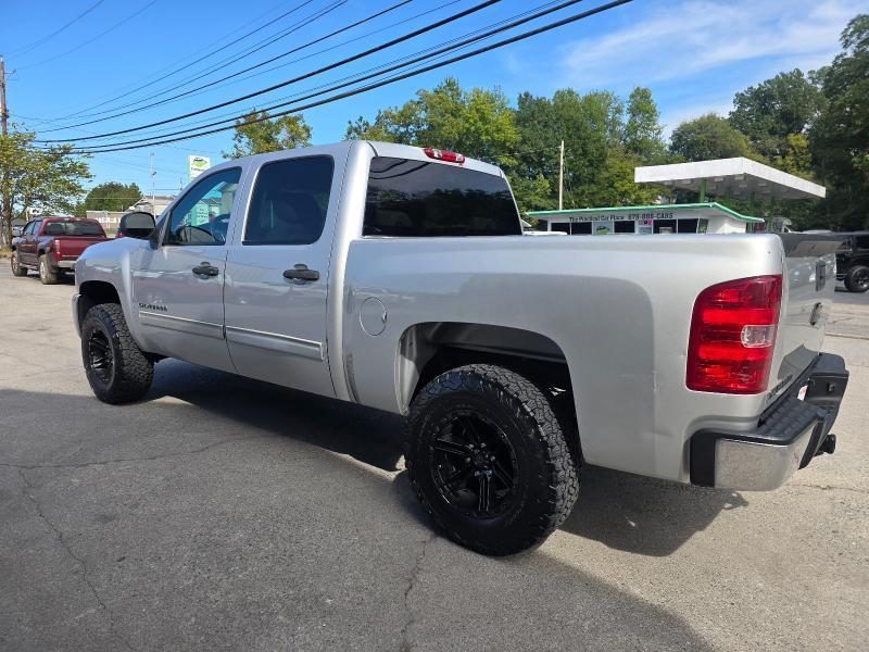Chevrolet Silverado 1500 LT Crew Cab 2WD 2011