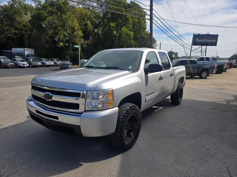 Chevrolet Silverado 1500 LT Crew Cab 2WD 2011