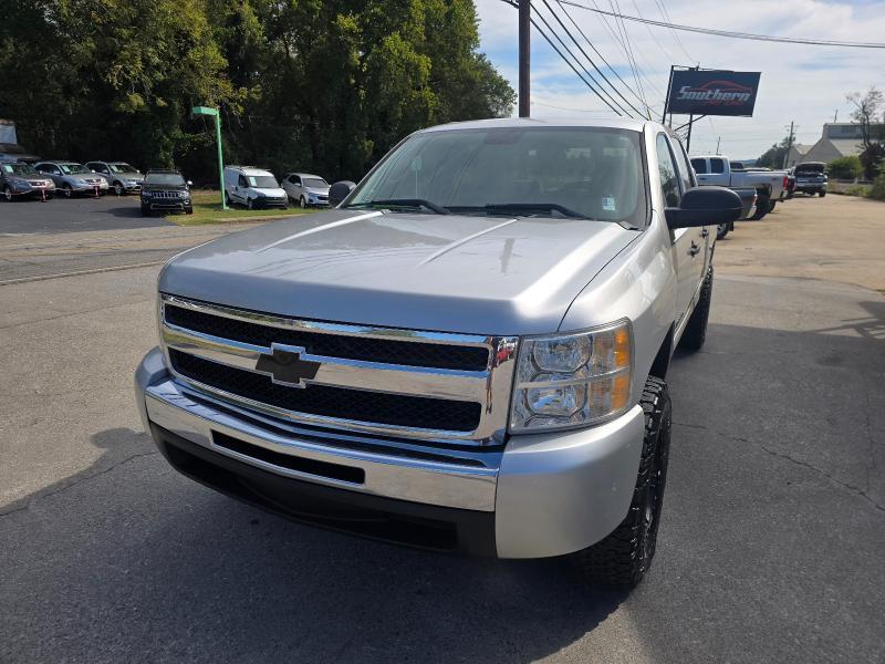 Chevrolet Silverado 1500 LT Crew Cab 2WD 2011