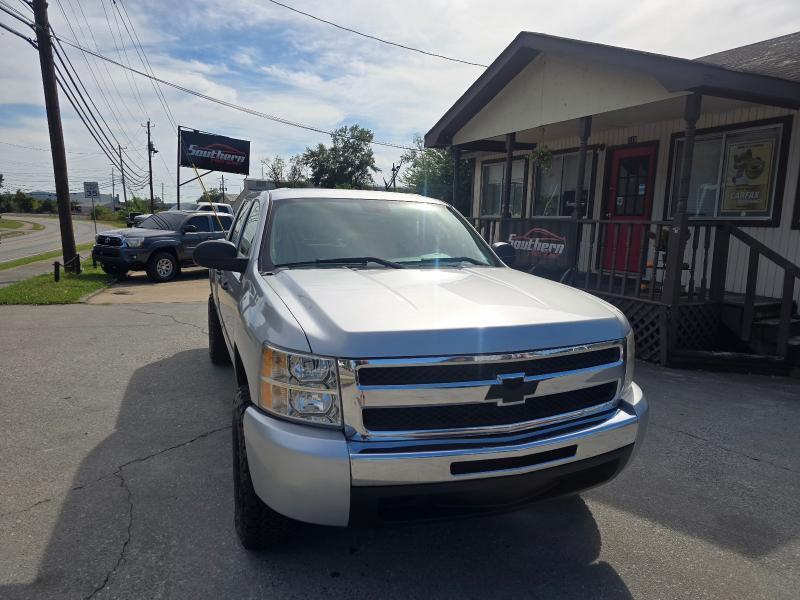 Chevrolet Silverado 1500 LT Crew Cab 2WD 2011
