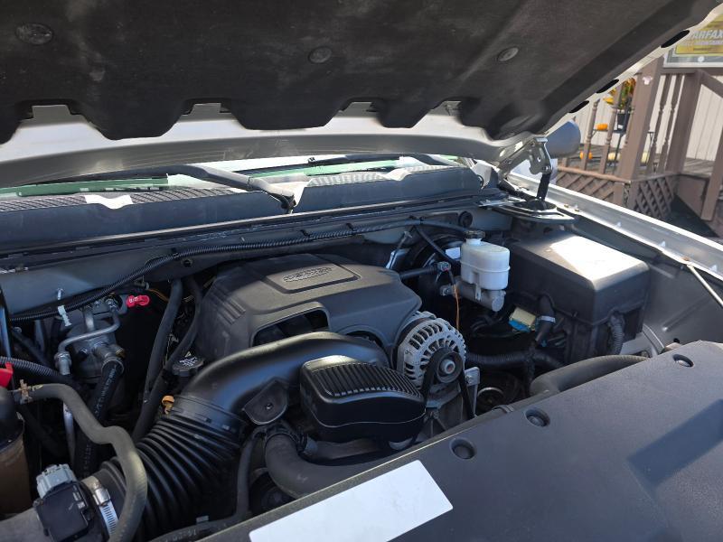 Chevrolet Silverado 1500 LT Crew Cab 2WD 2011