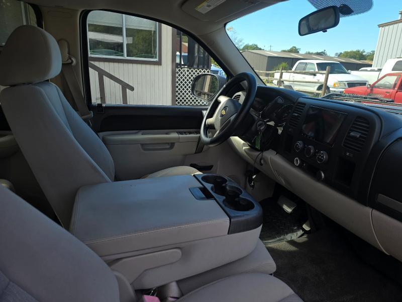 Chevrolet Silverado 1500 LT Crew Cab 2WD 2011