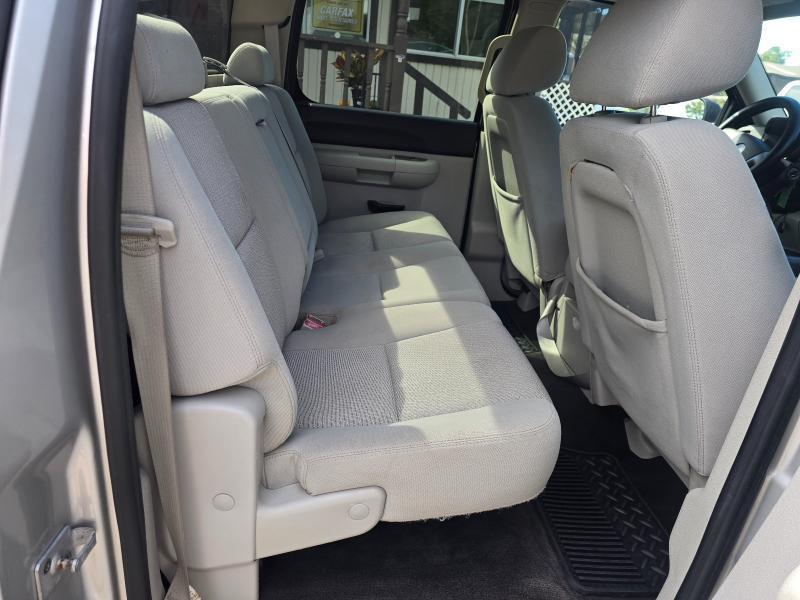 Chevrolet Silverado 1500 LT Crew Cab 2WD 2011