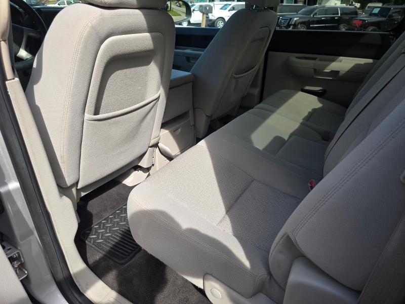 Chevrolet Silverado 1500 LT Crew Cab 2WD 2011