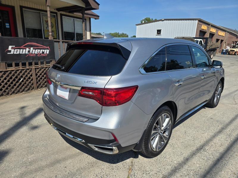 Acura MDX photo 4