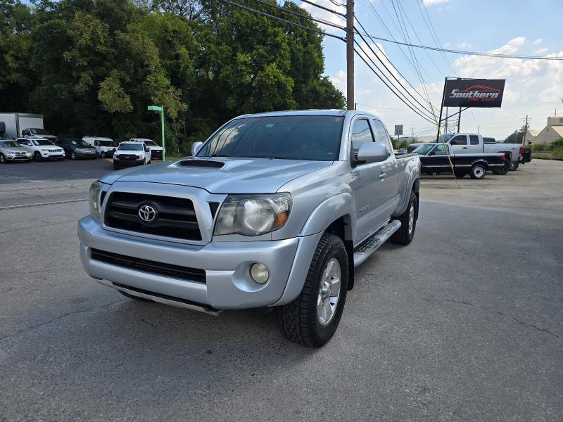 Toyota Tacoma 4WD Access Cab V6 AT (Natl) 2005