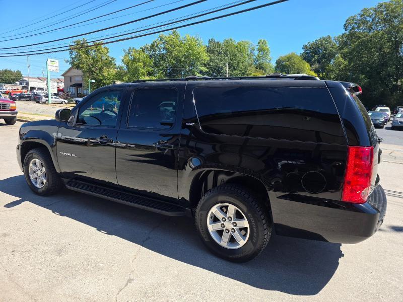 GMC Yukon XL photo 6