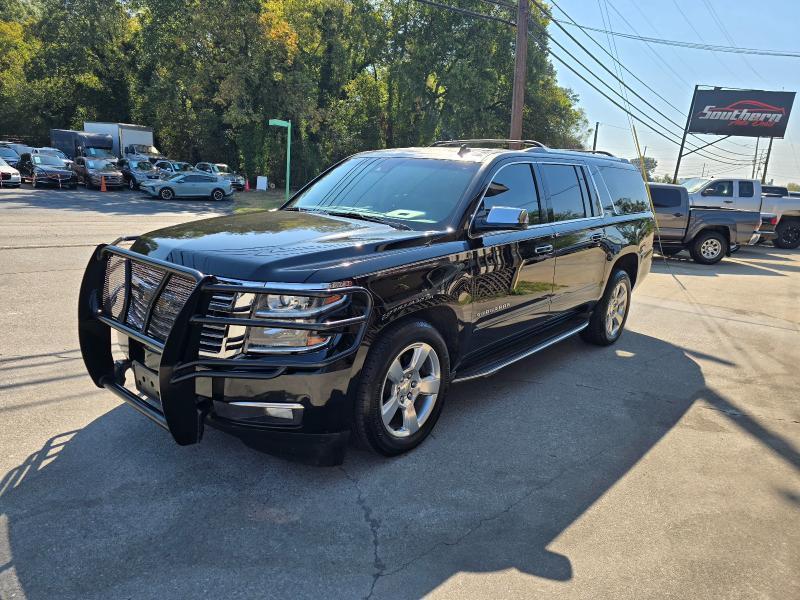 Chevrolet Suburban photo 6