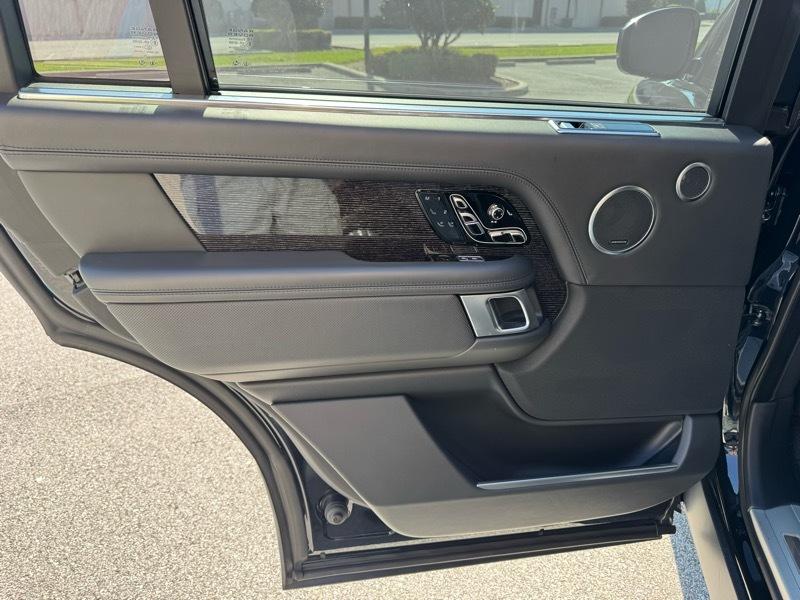 Land Rover Range Rover SV Autobiography LWB 2020