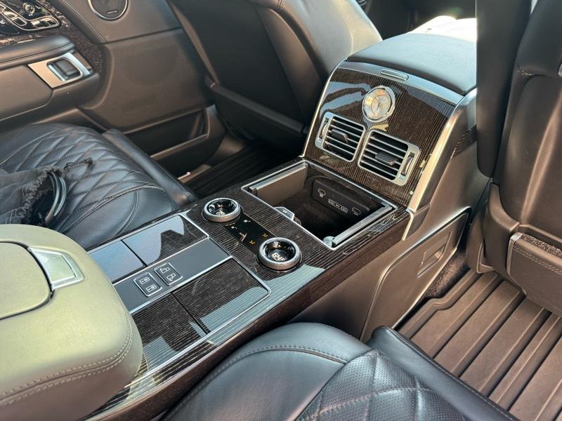 Land Rover Range Rover SV Autobiography LWB 2020