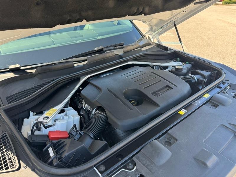 Land Rover Range Rover Sport P400 Dynamic SE 2024