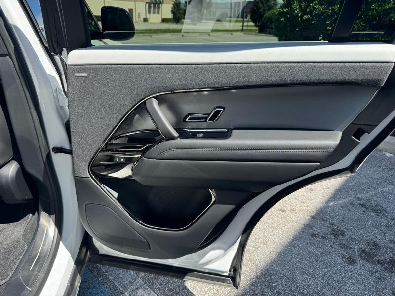 Land Rover Range Rover Sport P400 Dynamic SE 2024