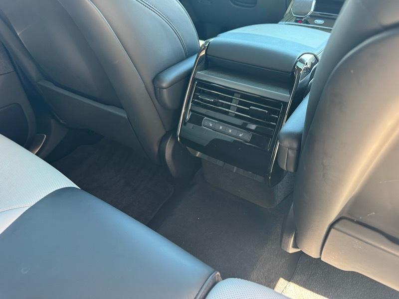 Land Rover Range Rover Sport P400 Dynamic SE 2024