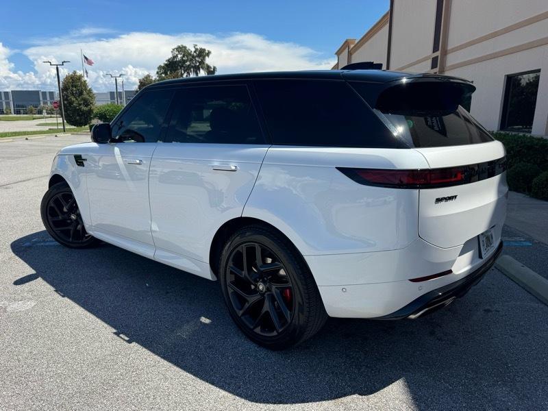 Land Rover Range Rover Sport P400 Dynamic SE 2024