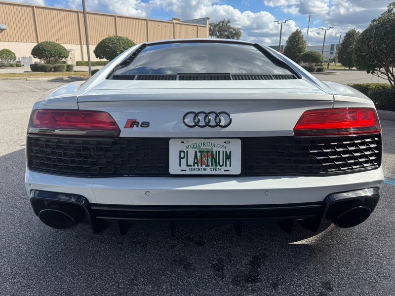 Audi R8 V10 performance quattro Coupe 2021