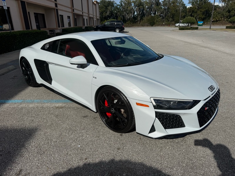 Audi R8 V10 performance quattro Coupe 2021
