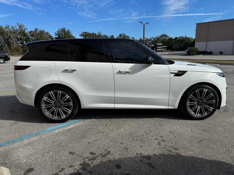 Land Rover Range Rover Sport P400 Dynamic 2024