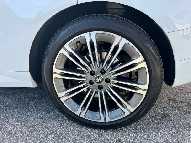 Land Rover Range Rover Sport P400 Dynamic 2024