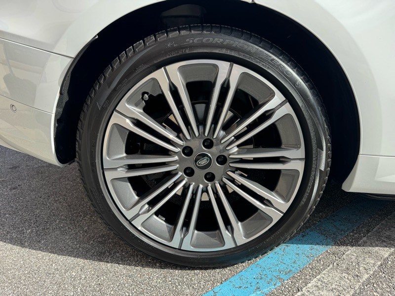 Land Rover Range Rover Sport P400 Dynamic 2024