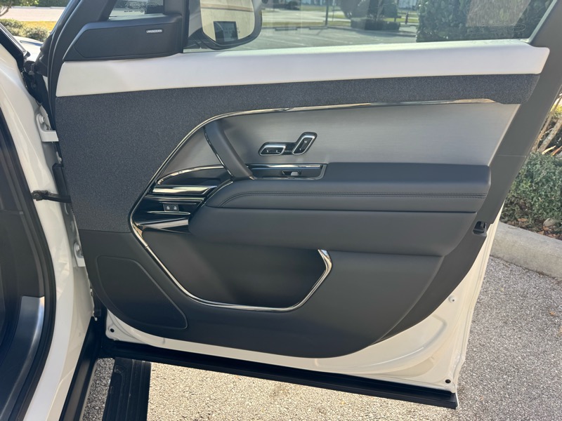 Land Rover Range Rover Sport P400 Dynamic 2024